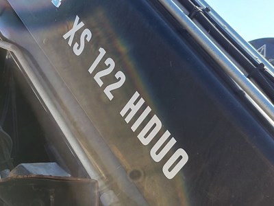 Los 12 - LKW mit Heckladekran