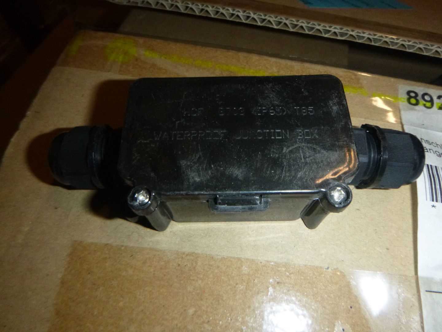 Los 14 - Anschlussdose IP65