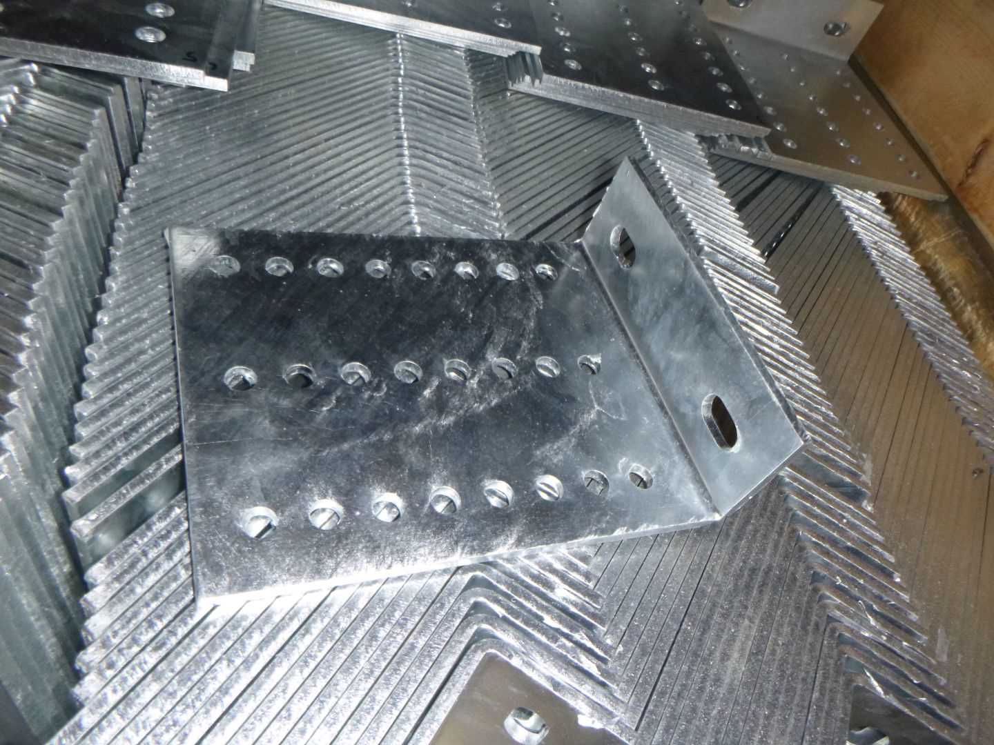 Los 69 - Adapter Erdschraube verstellbar