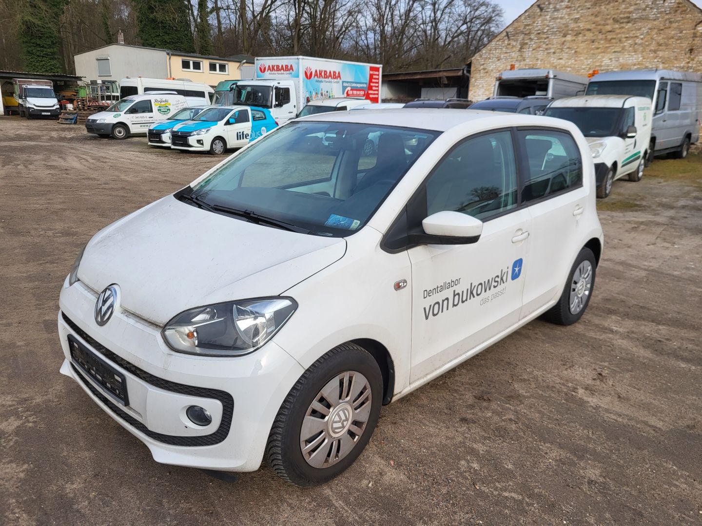 Zwei gebrauchte VOLKSWAGEN up! aus Insolvenz