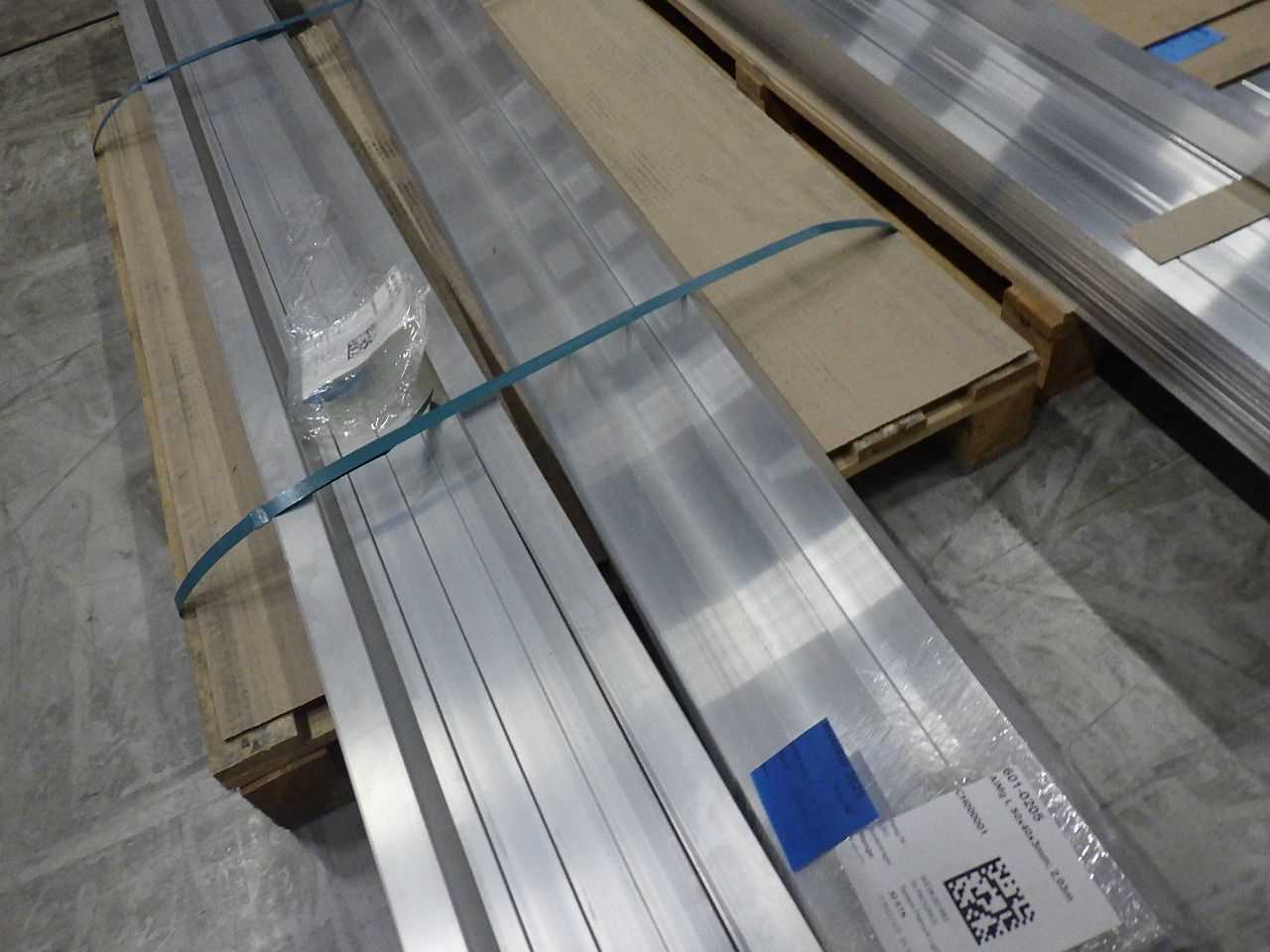 Los 37 - AlMg L 50x40x3mm; 2,03m