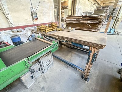 Los 156 - Werkstattarbeitsplatz / Montagetisch