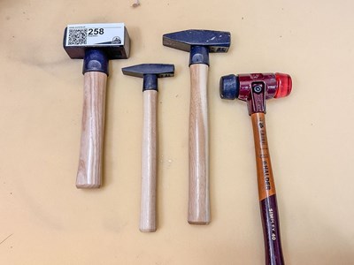 Los 258 - Hammer (4x)