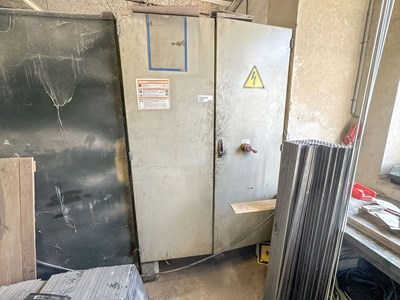 Los 276 - Schaltschrank, leer