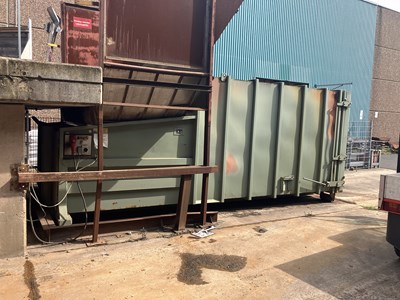 Los 1 - Müllpresscontainer